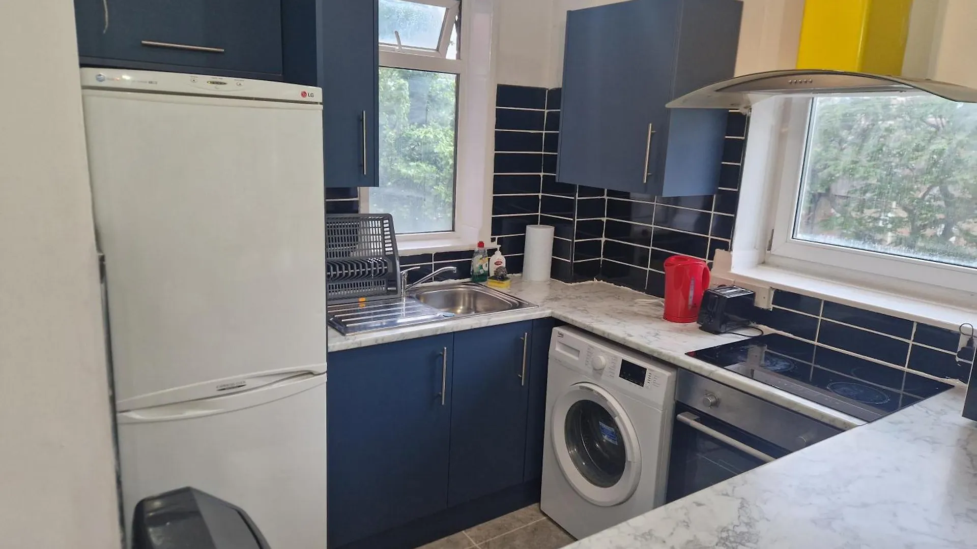 A Lovely Two Bedrooms Flat London 0*,  United Kingdom